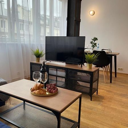 Wiejska 14 - 500M Od Sejmu Rzeczypospolitej - 450M Do Ambasady Usa - Smart Tv - Wifi - W Pelni Wyposazona Kuchnia Warsaw Ngoại thất bức ảnh